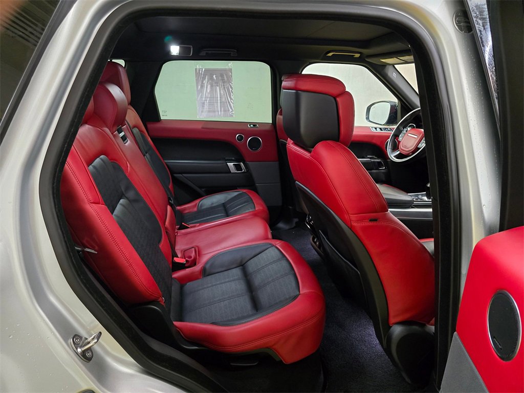 Used 2019 Land Rover Range Rover Sport HSE Dynamic image 12