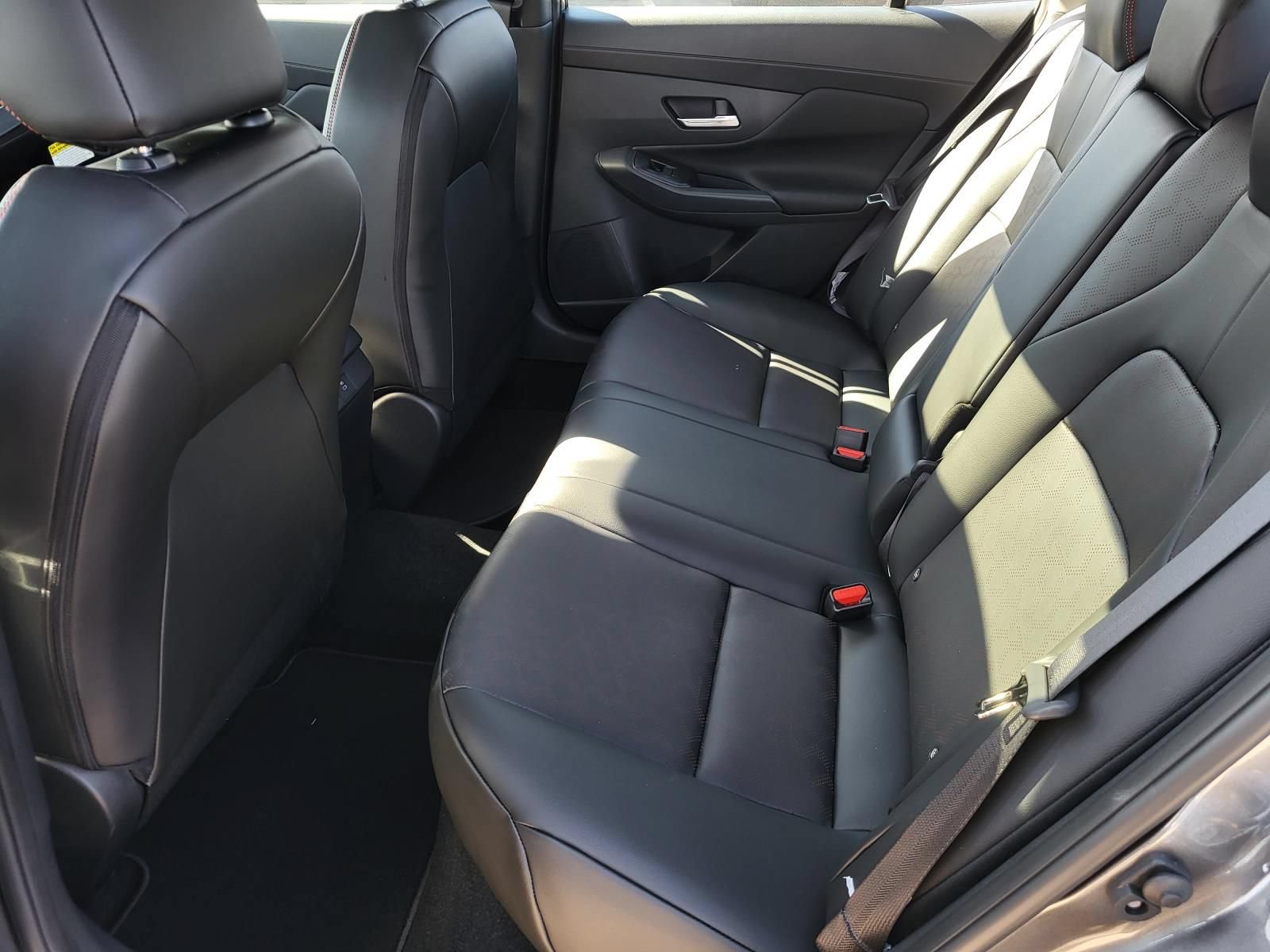 New 2026 Nissan Sentra SR w/ SR Premium Package FWD image 16