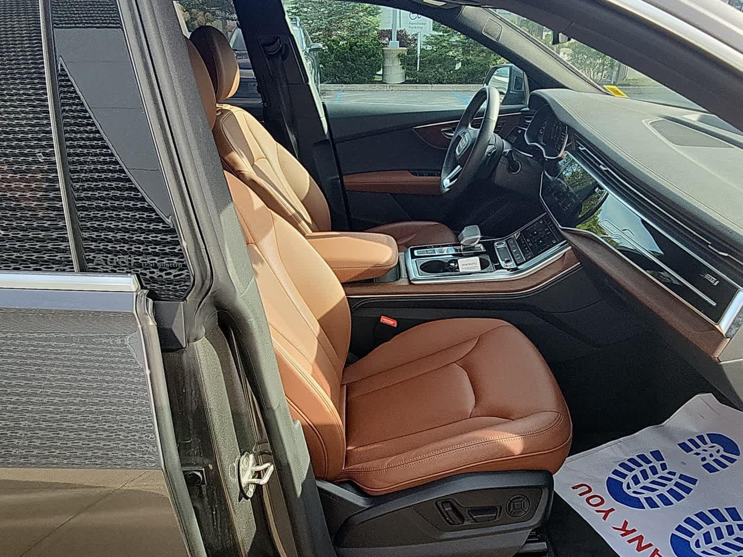 Certified 2025 Audi Q8 Premium Plus AWD/4WD image 22