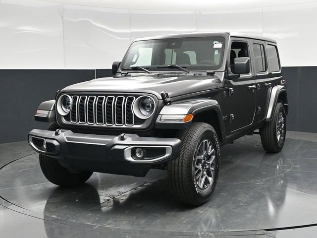 Used 2025 Jeep Wrangler Unlimited Sahara AWD/4WD image 10