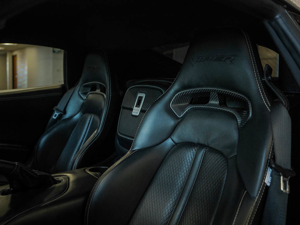 Used 2014 SRT Viper GTS w/ Advanced Aerodynamics Package image 32