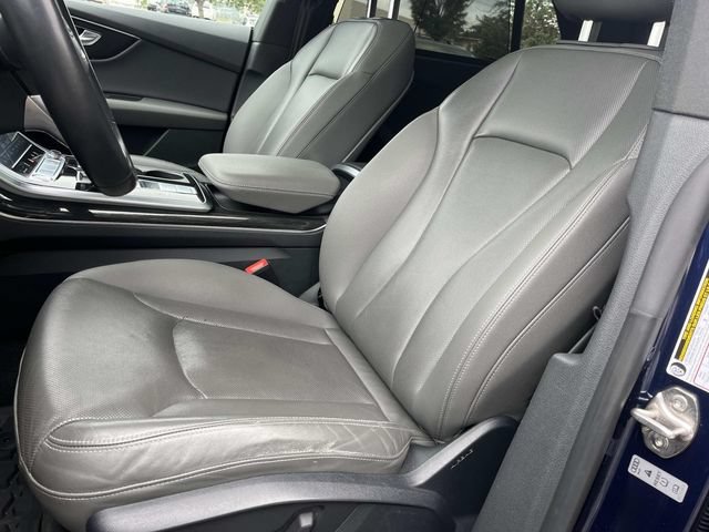 Used 2019 Audi Q8 Prestige AWD/4WD image 36