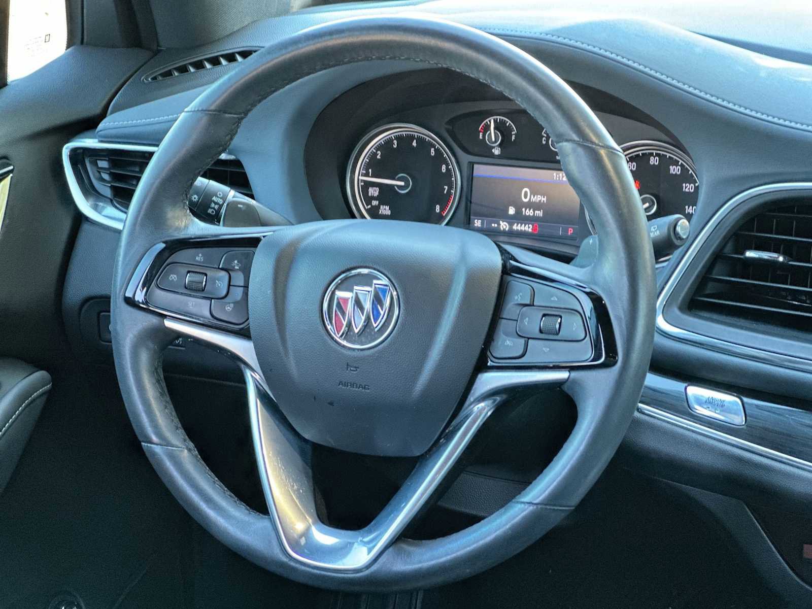 Used 2024 Buick Enclave Essence image 27