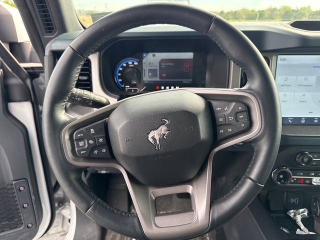 Used 2024 Ford Bronco Outer Banks AWD/4WD image 21