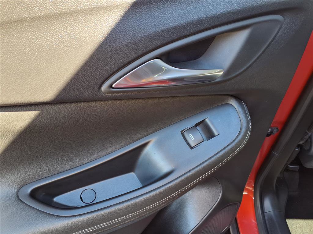 Used 2024 Buick Encore GX Sport Touring image 13