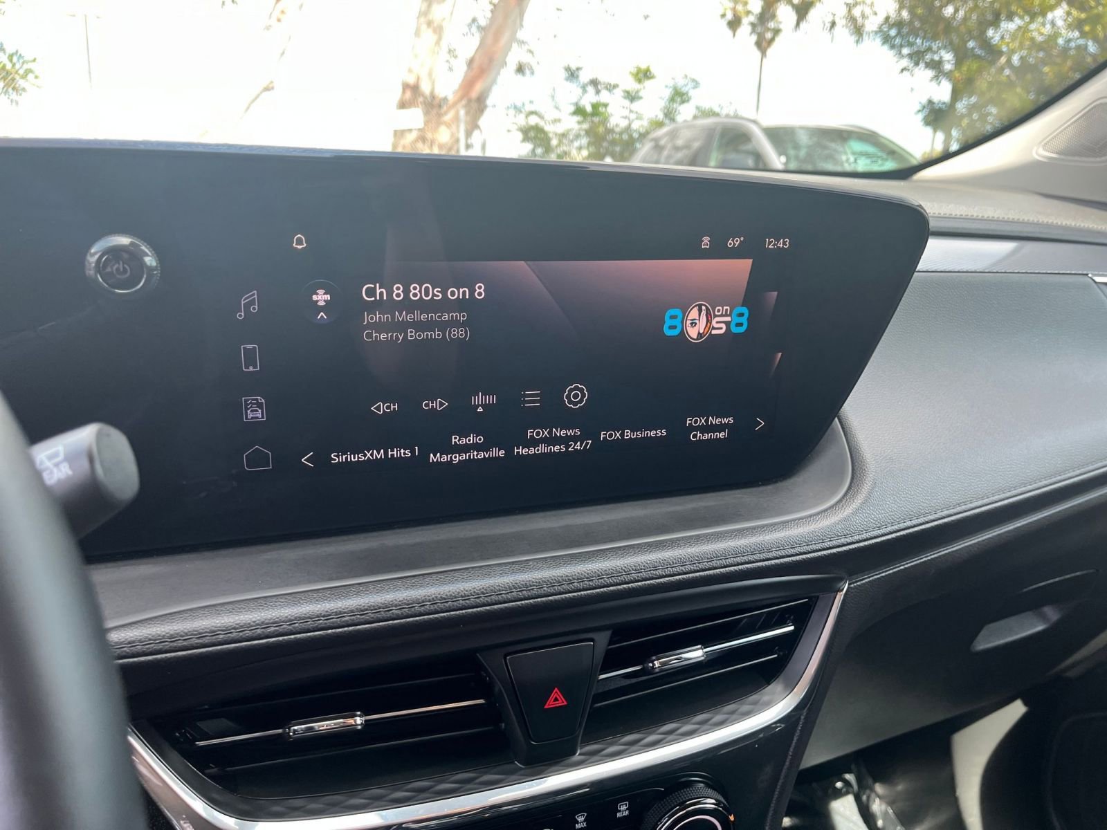 Used 2025 Buick Encore GX Preferred image 20