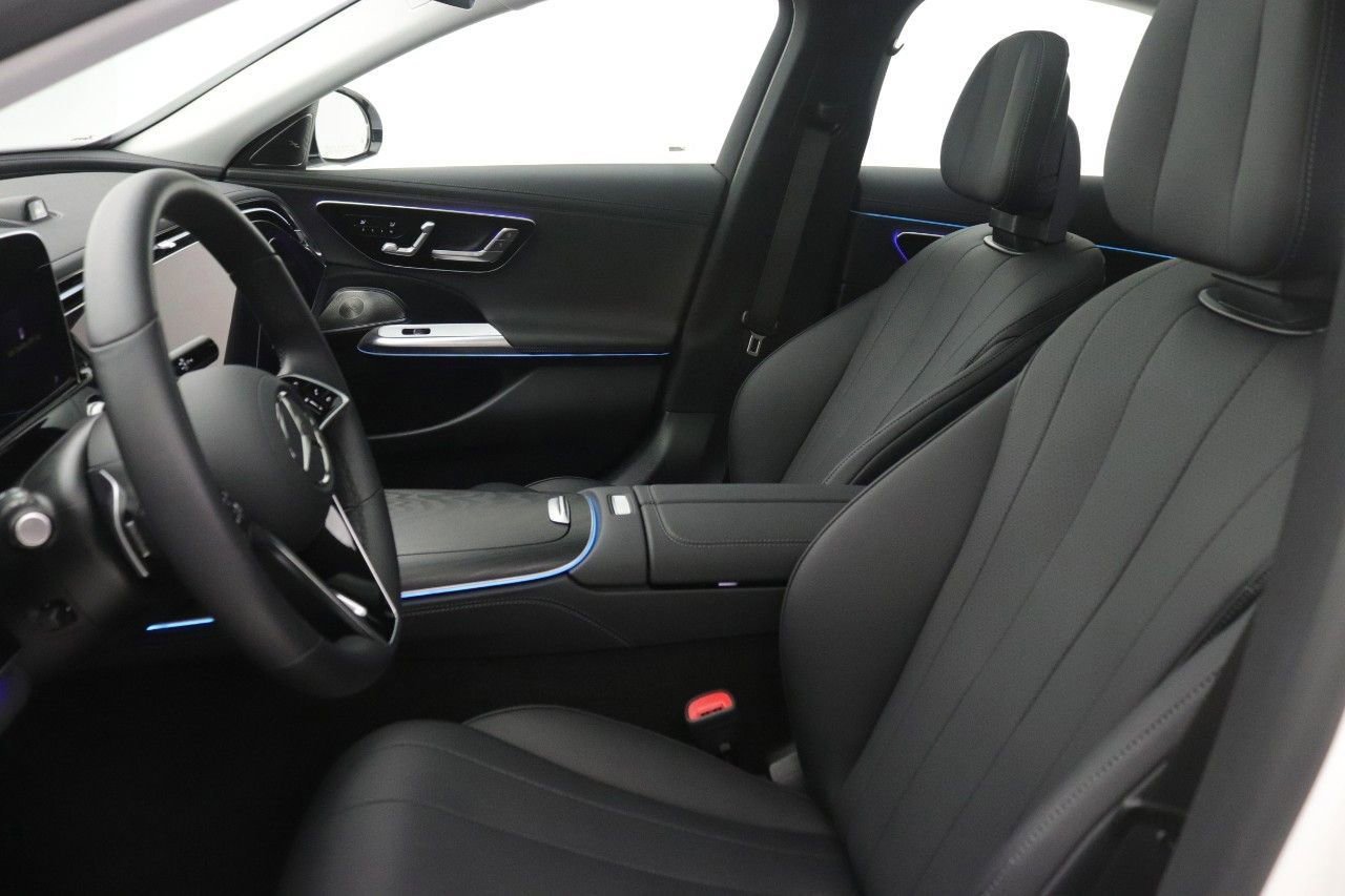 New 2025 Mercedes-Benz E 350 4MATIC Sedan image 33