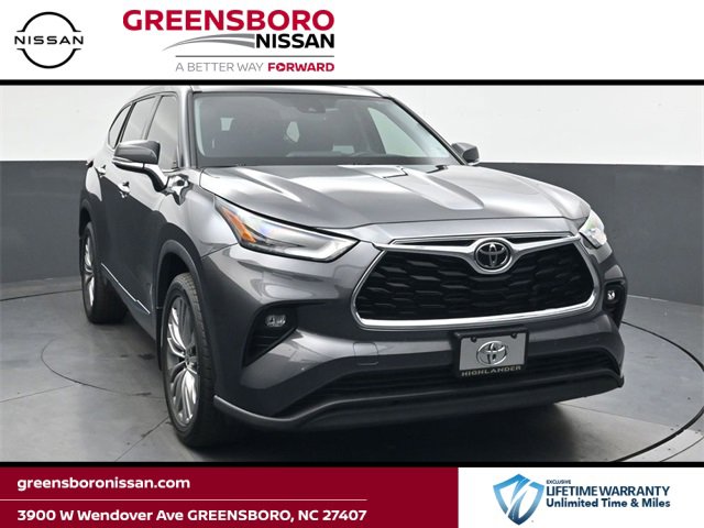 Used 2022 Toyota Highlander XLE