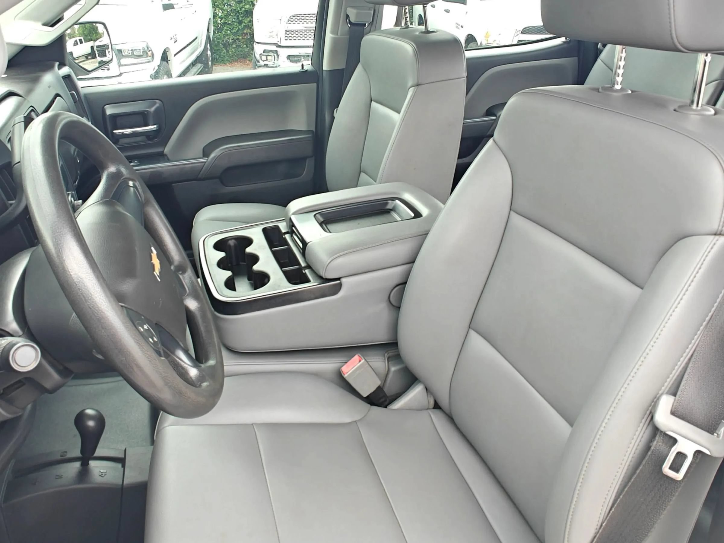 Used 2019 Chevrolet Silverado 2500 W/T AWD/4WD image 13