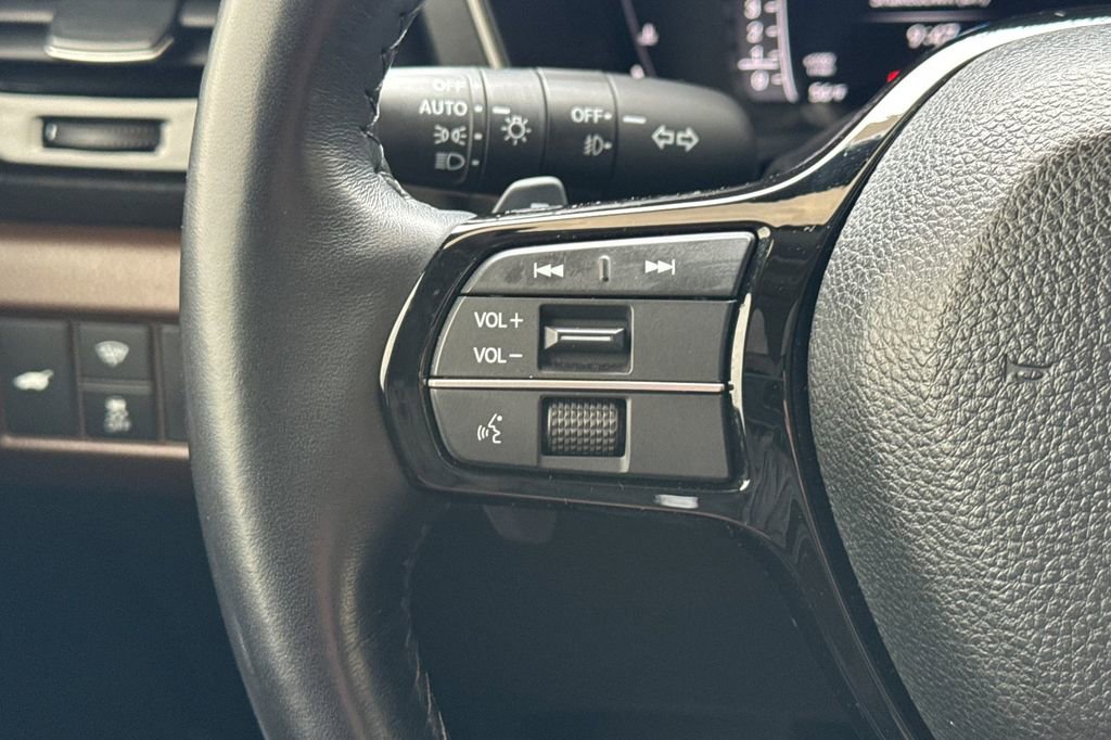 Certified 2023 Honda Pilot Elite image 31