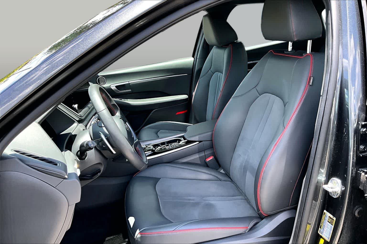 Used 2022 Hyundai Sonata SEL Plus w/ Cargo Package FWD image 9