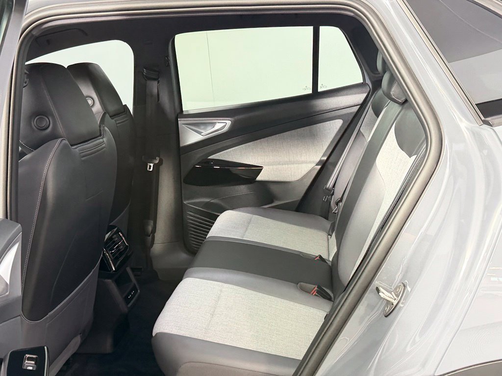 Used 2024 Volkswagen ID.4 2WD image 18