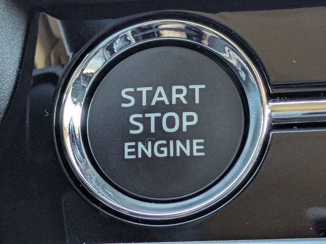 New 2025 Mitsubishi Outlander ES image 32