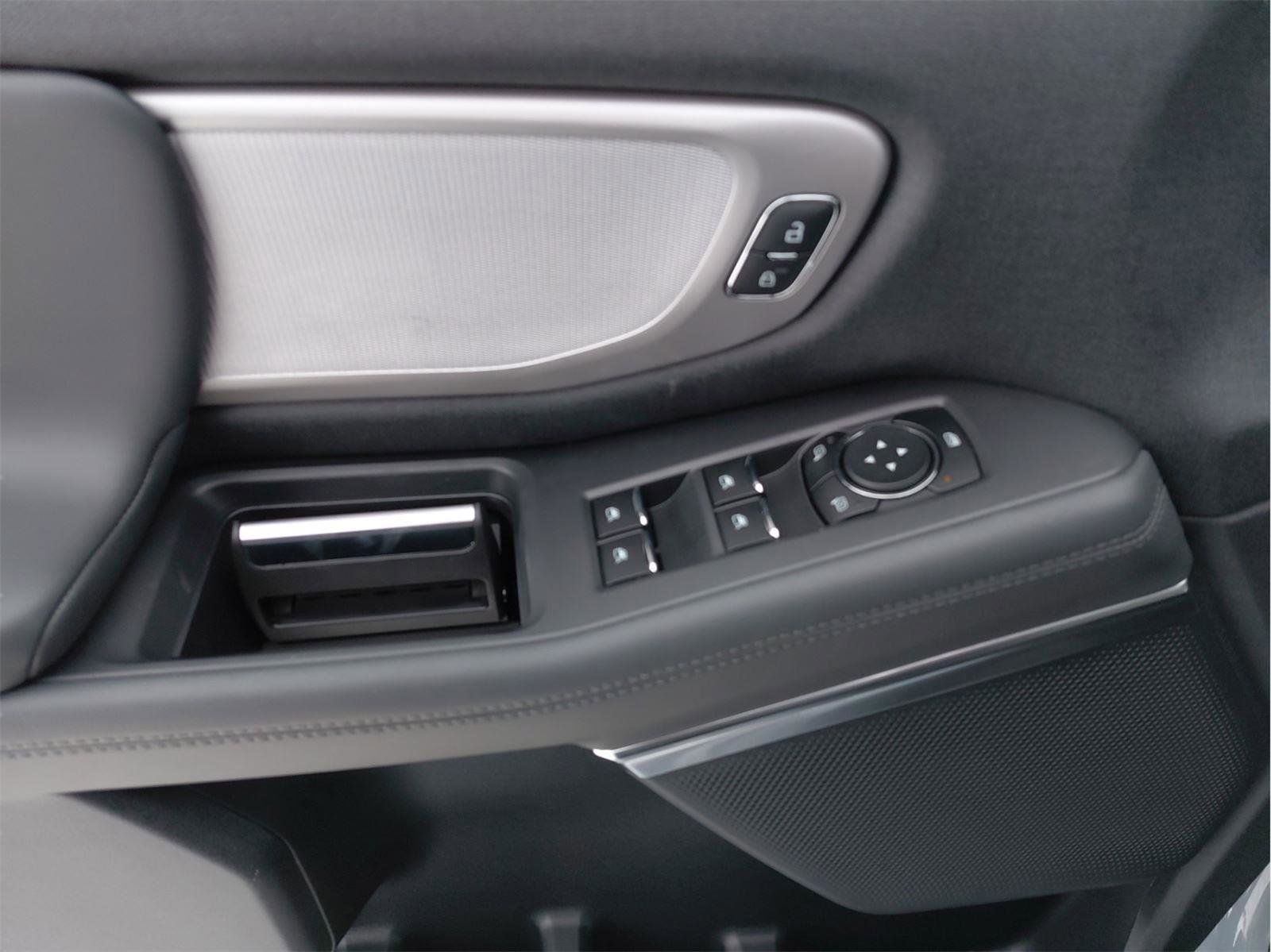 New 2026 Ford Expedition Max Active AWD/4WD image 30