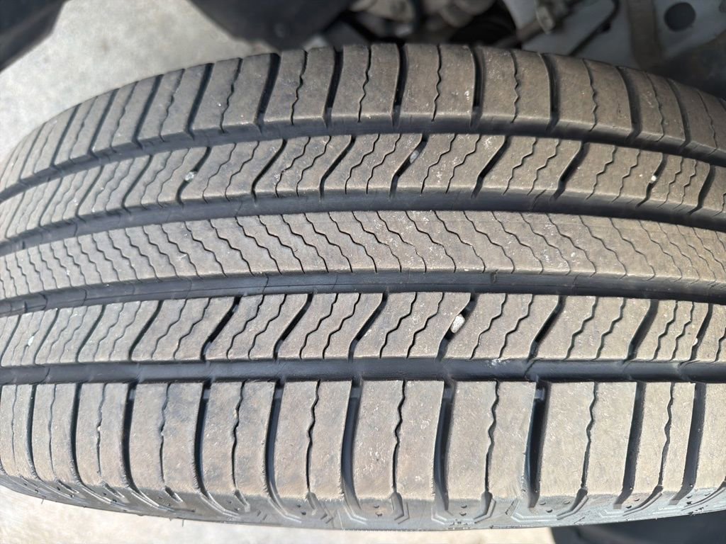 Used 2019 Jeep Cherokee Limited image 50