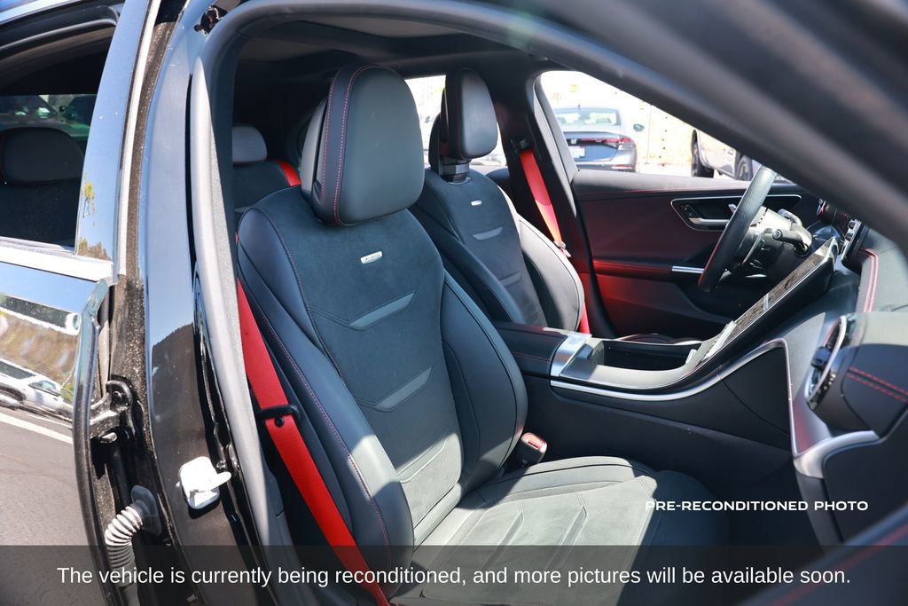 Used 2025 Mercedes-Benz C 43 AMG 4MATIC Sedan image 15