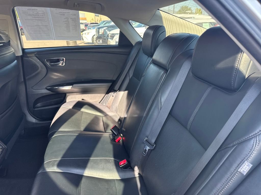 Used 2018 Toyota Avalon Limited w/ All Weather Liner Package image 28