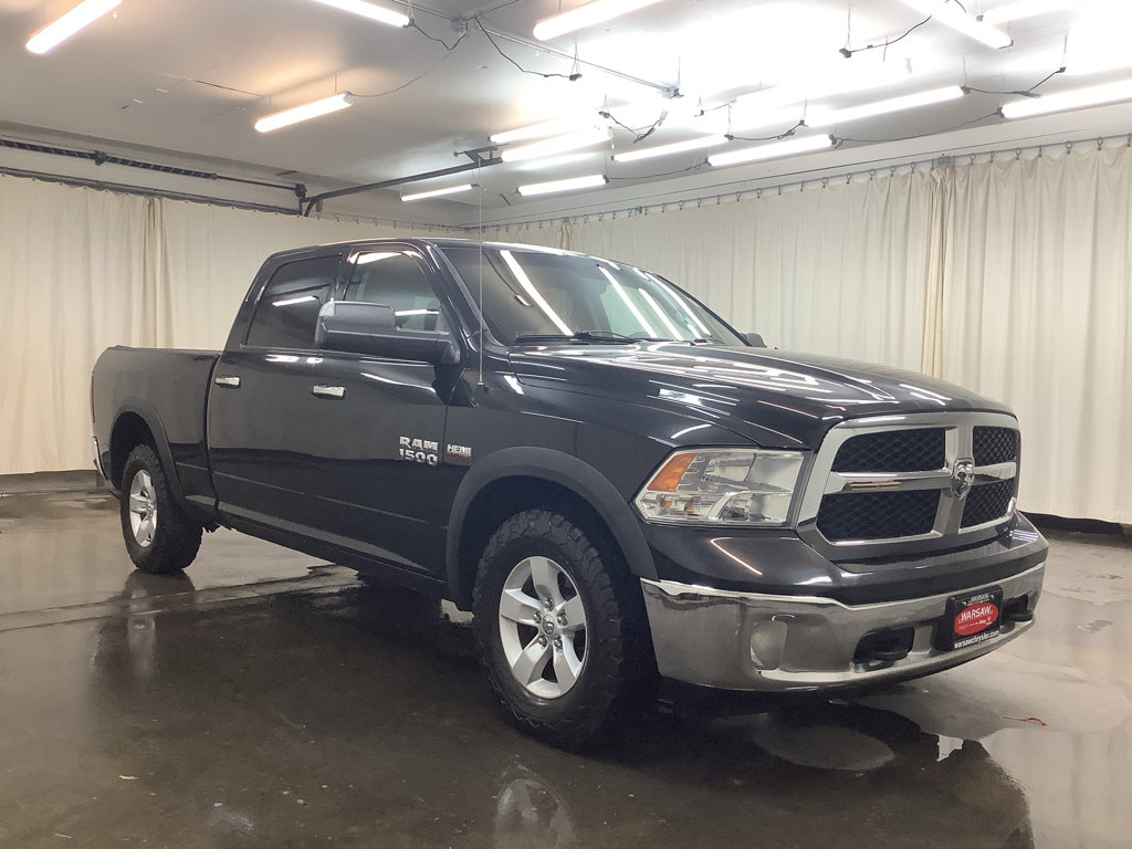 Used 2018 RAM 1500 Classic SLT image 4