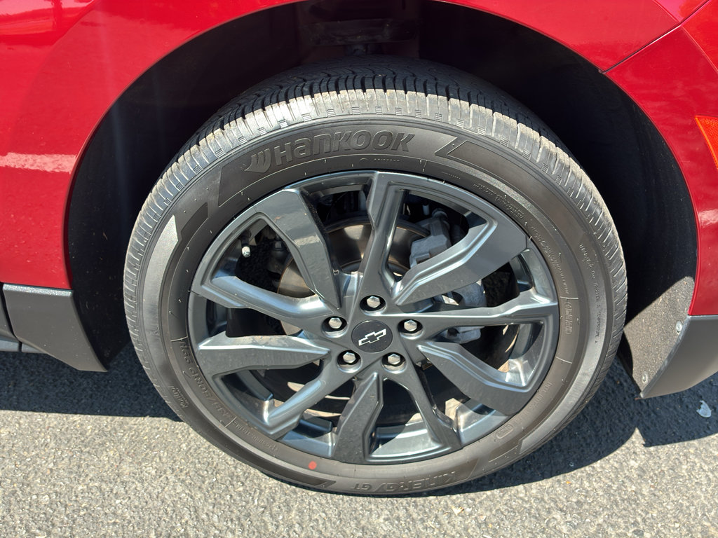 Used 2023 Chevrolet Equinox RS FWD image 8
