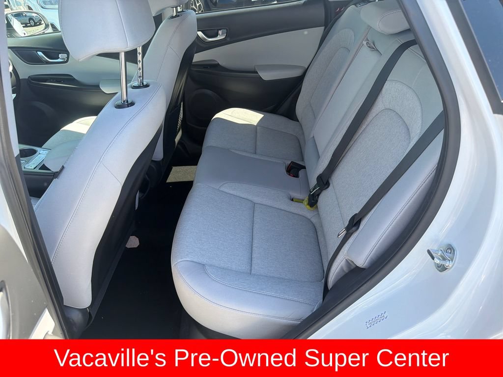 Used 2023 Hyundai Kona SE FWD image 23