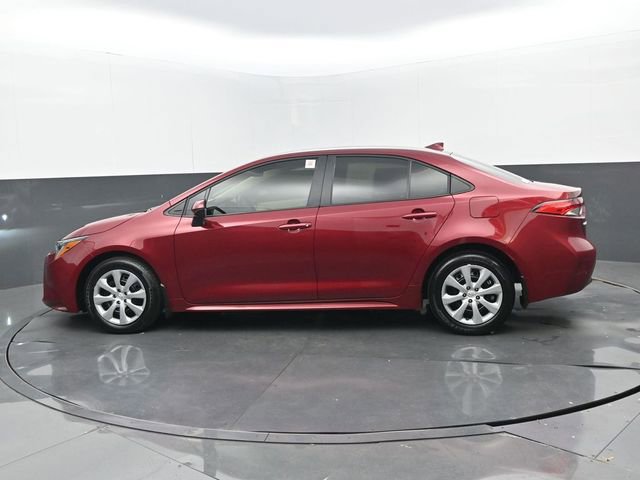 Used 2025 Toyota Corolla LE image 22