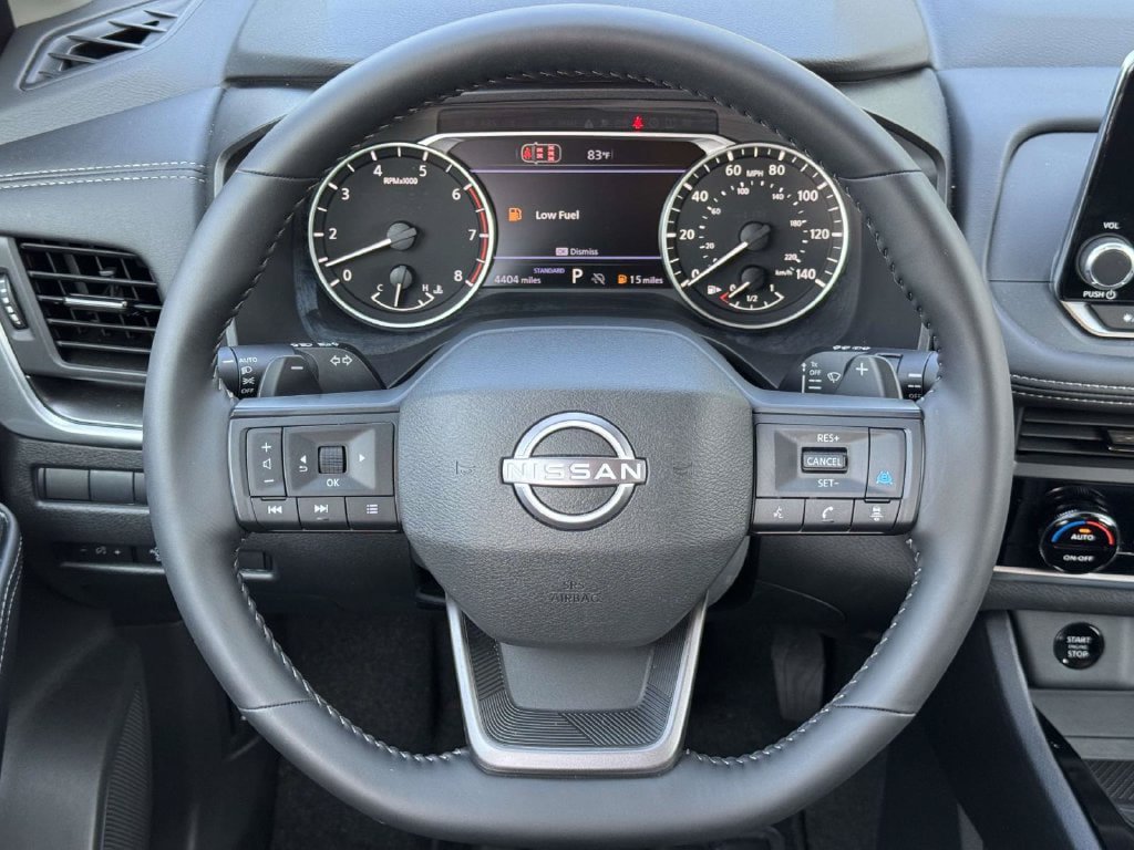 Used 2026 Nissan Rogue SV FWD image 11