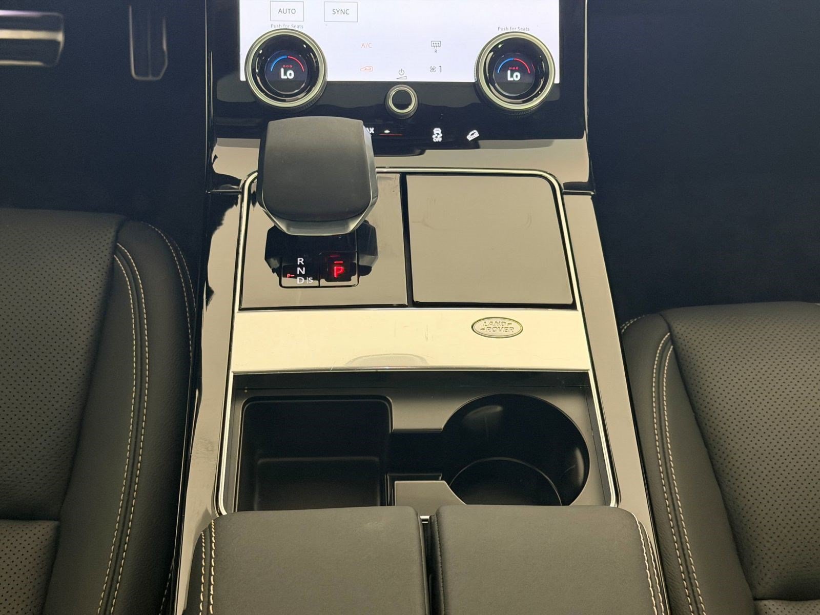 Used 2023 Land Rover Range Rover Velar R-Dynamic S AWD/4WD image 16