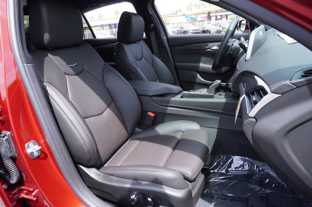 New 2026 Cadillac CT5 Sport w/ Technology Package RWD image 12