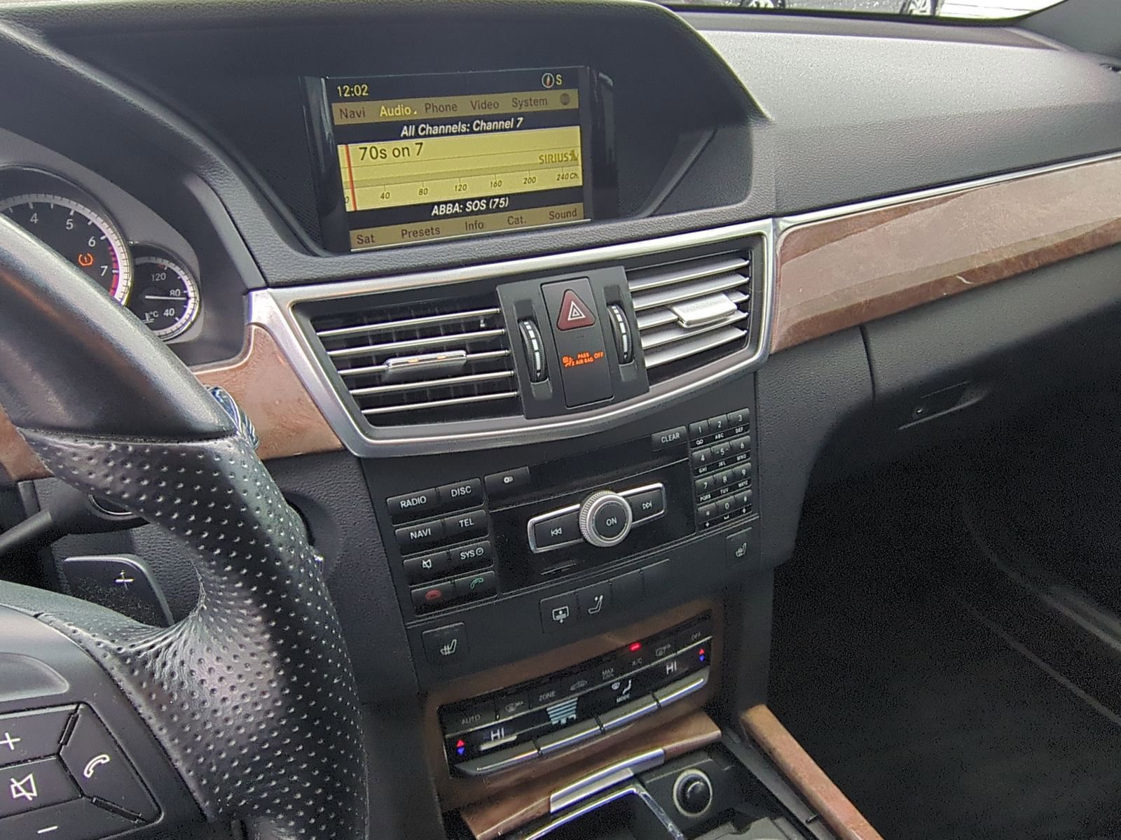 Used 2012 Mercedes-Benz E 350 4MATIC Sedan image 39