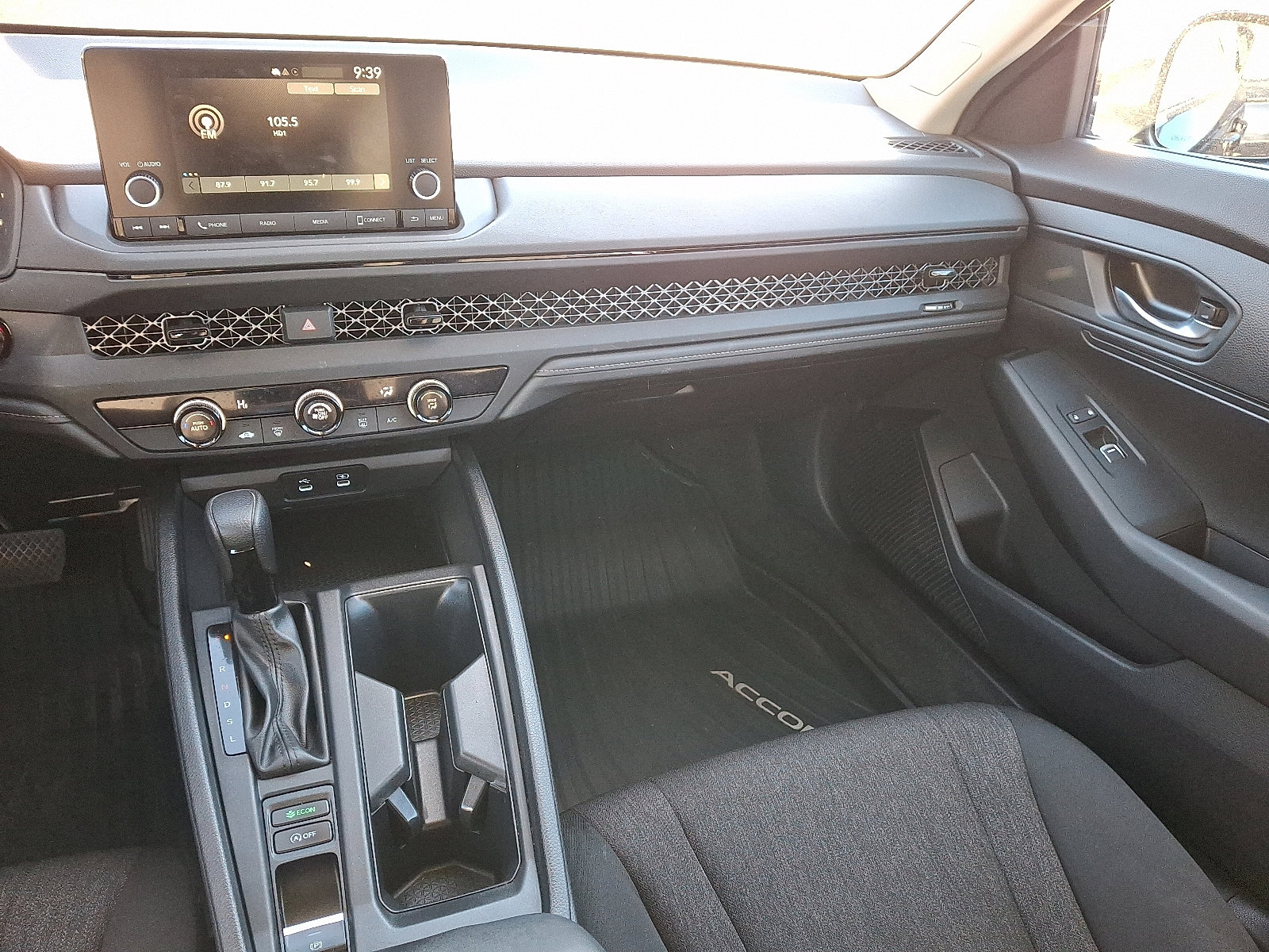 Certified 2023 Honda Accord LX image 16