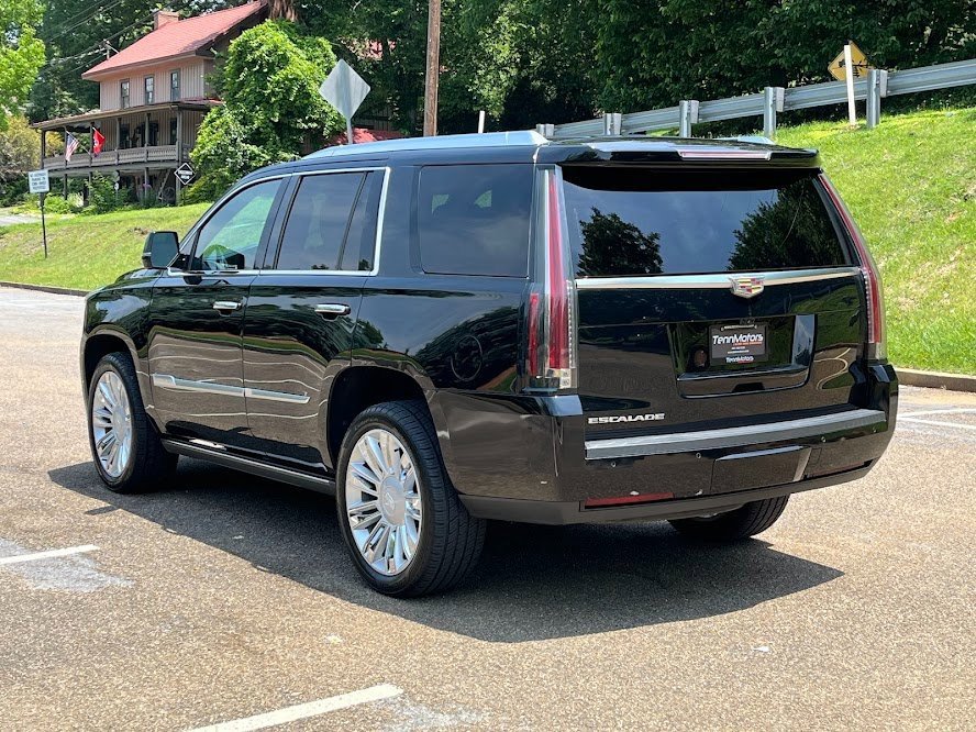Used 2019 Cadillac Escalade Platinum image 23