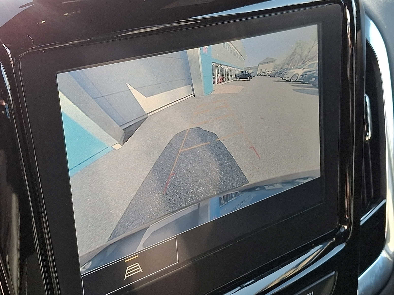 Certified 2023 Chevrolet Traverse LT w/ LPO, Floor Liner Package image 17