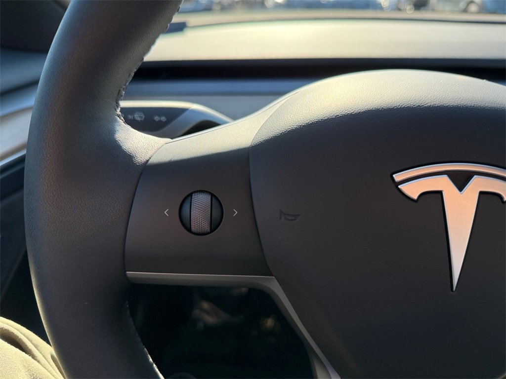Used 2023 Tesla Model 3 Performance image 29