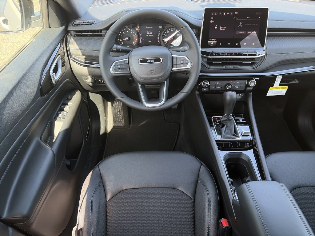 New 2026 Jeep Compass Latitude AWD/4WD image 14