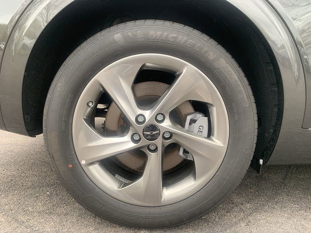 Used 2026 Genesis GV70 2.5T Select image 24