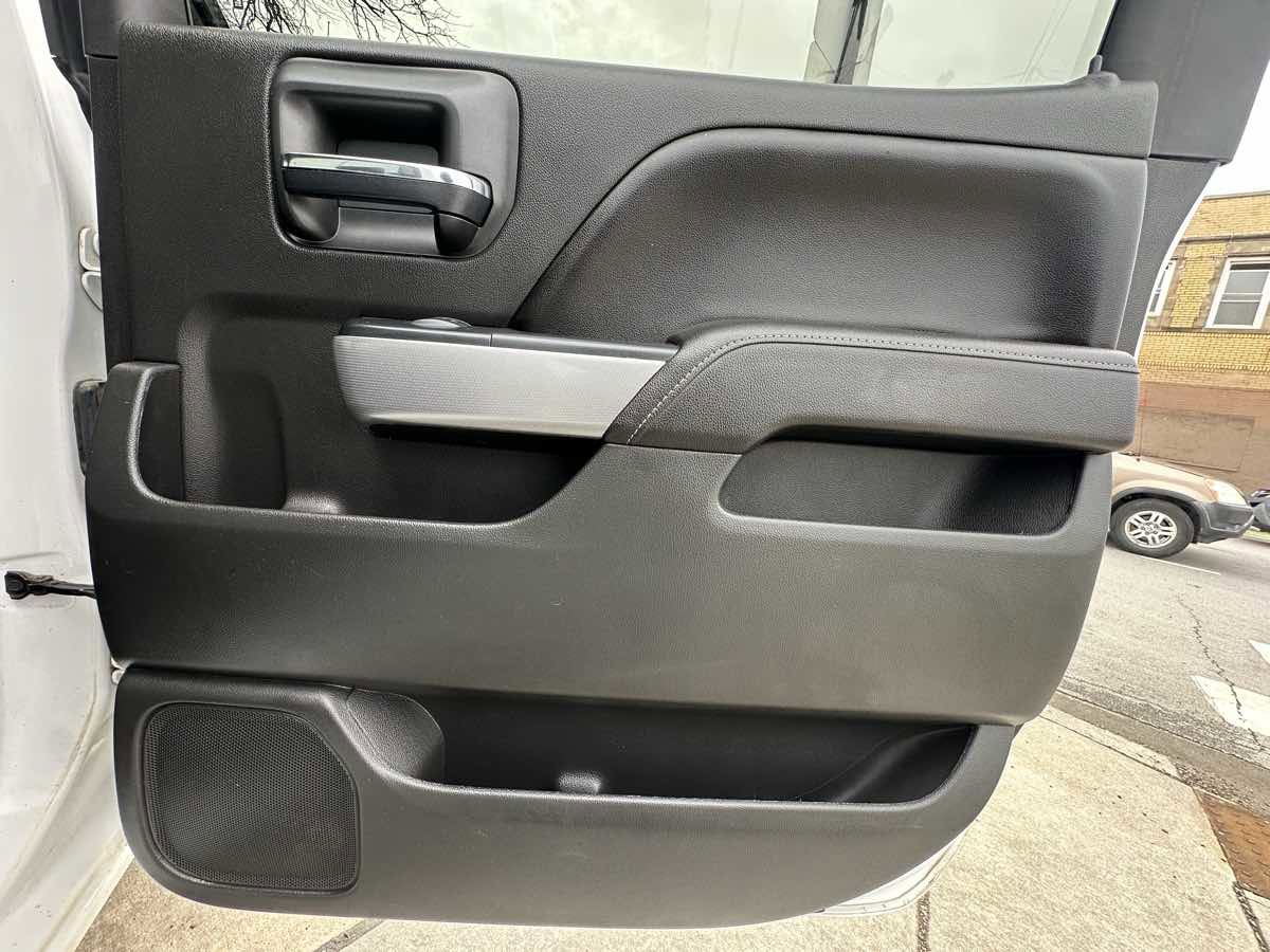 Used 2017 Chevrolet Silverado 1500 LT w/ All Star Edition image 29