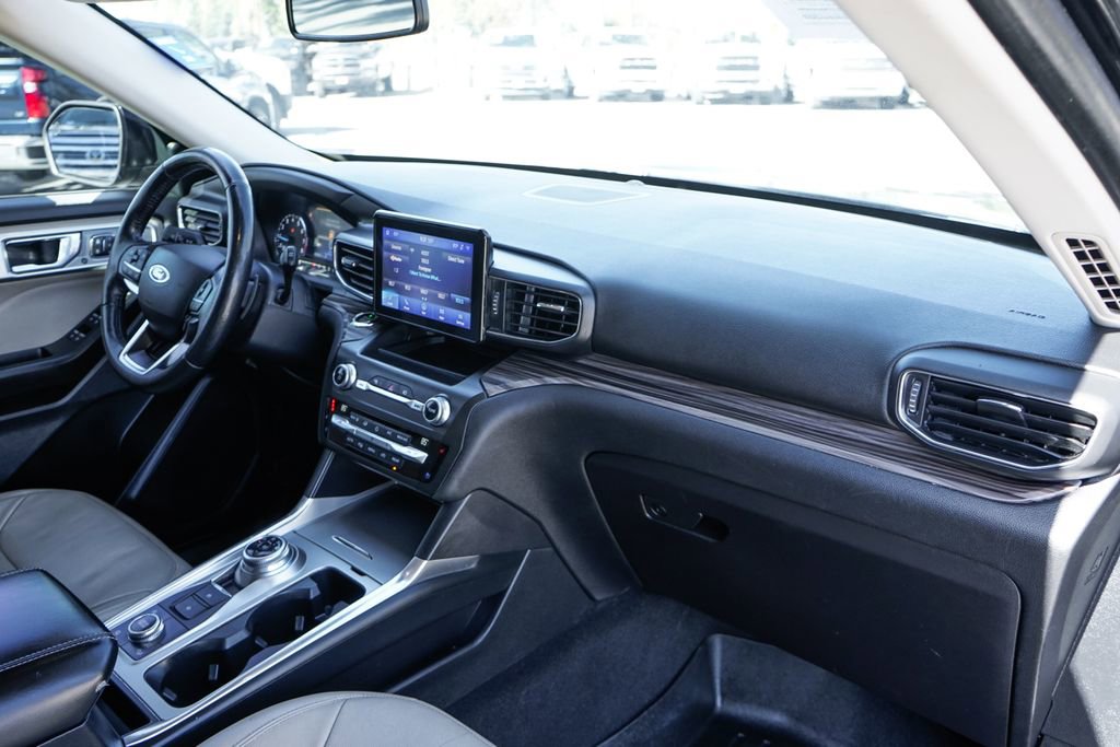 Used 2020 Ford Explorer Limited image 42