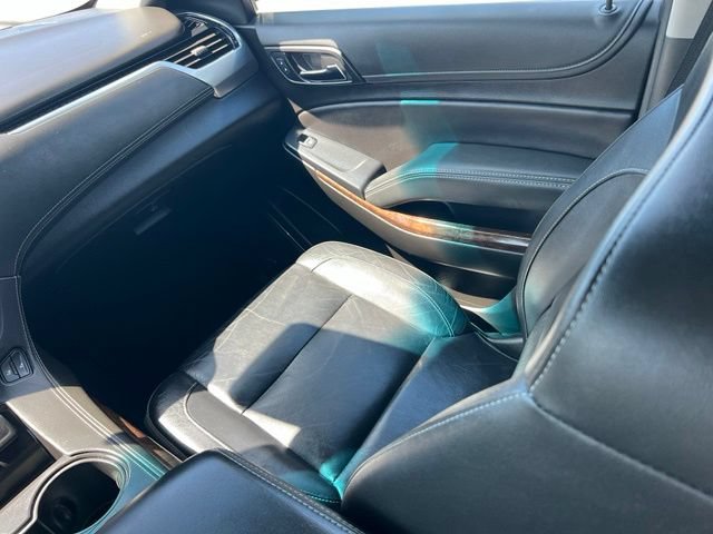 Used 2019 Chevrolet Suburban LT AWD/4WD image 13