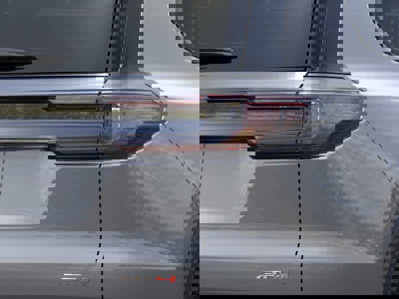 New 2026 GMC Acadia AT4 w/ Super Cruise Package AWD/4WD image 11