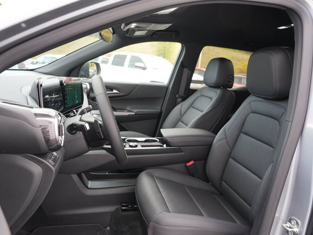 New 2027 Chevrolet Equinox LT w/ Convenience Package II AWD/4WD image 8