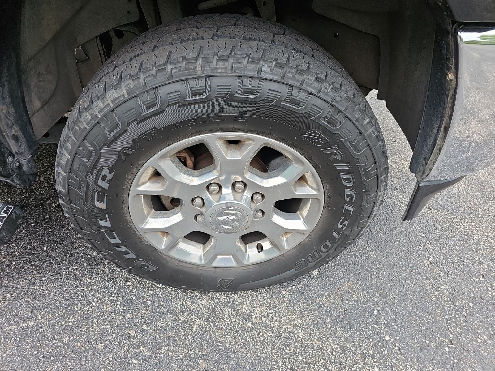 Used 2019 RAM 2500 Laramie AWD/4WD image 10