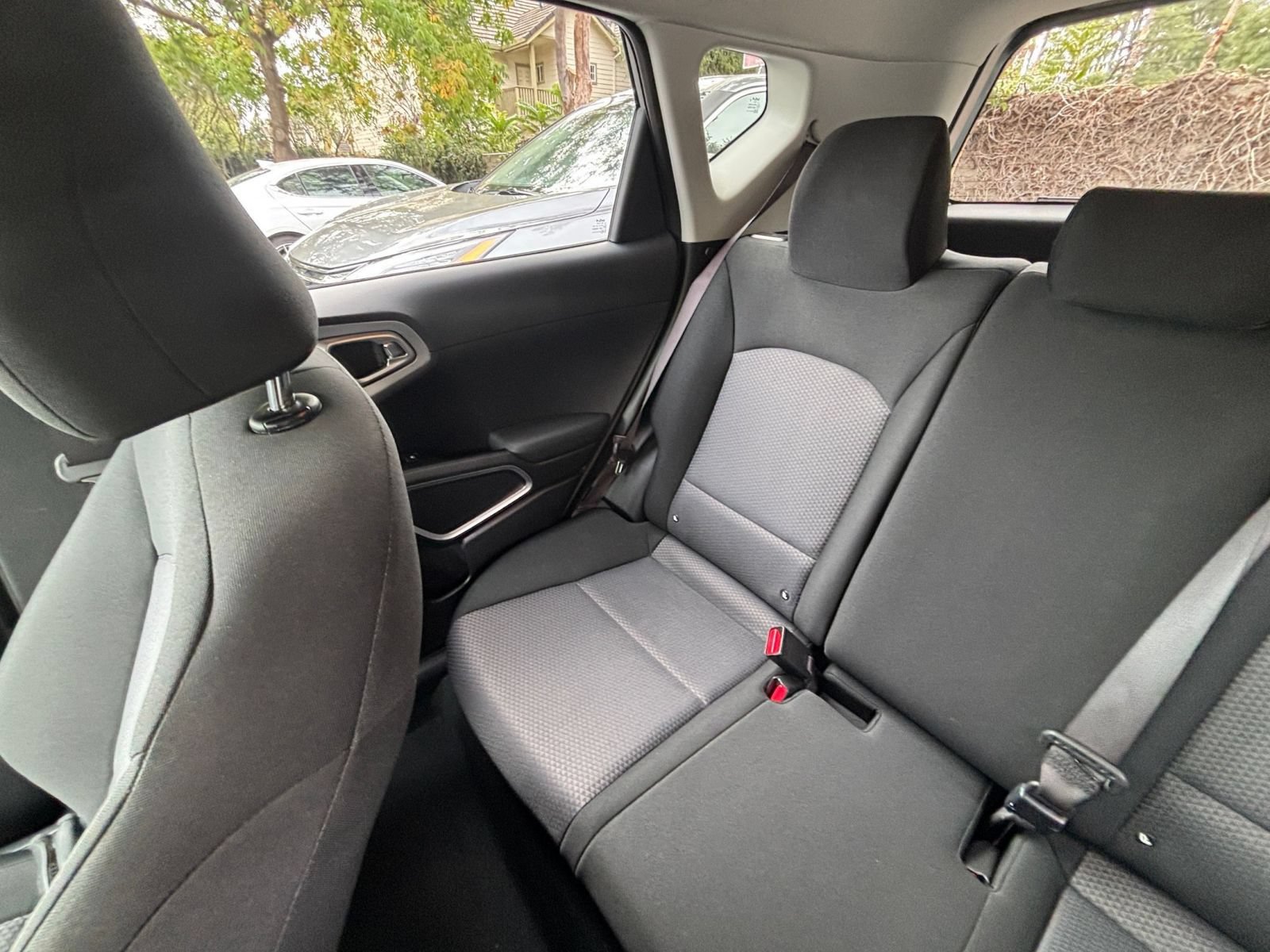 Used 2025 Kia Soul LX w/ LX Technology Package FWD image 32