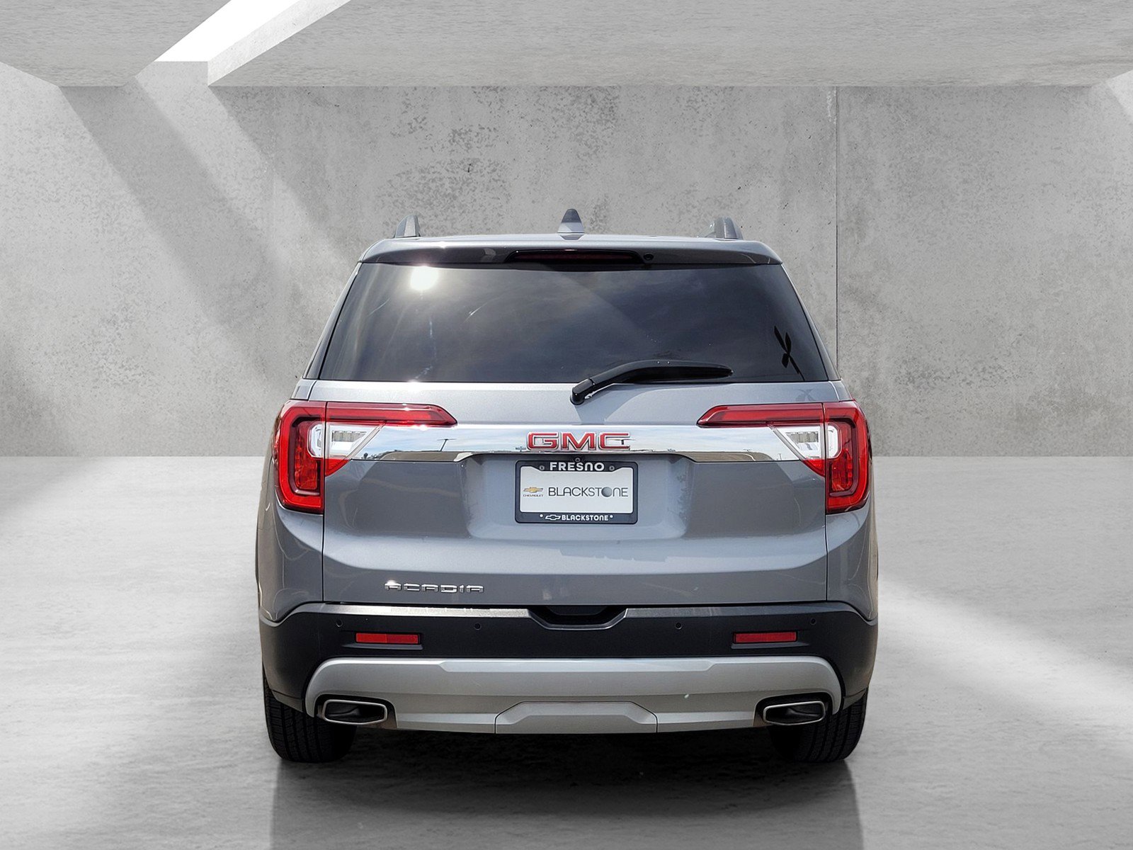 Used 2021 GMC Acadia SLE w/ Driver Convenience Package FWD image 5