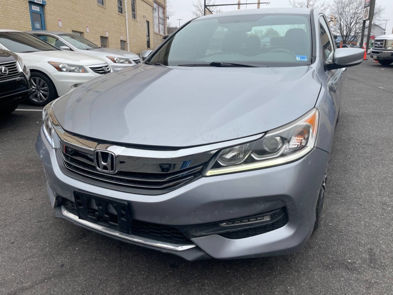 Used 2016 Honda Accord Sport image 1