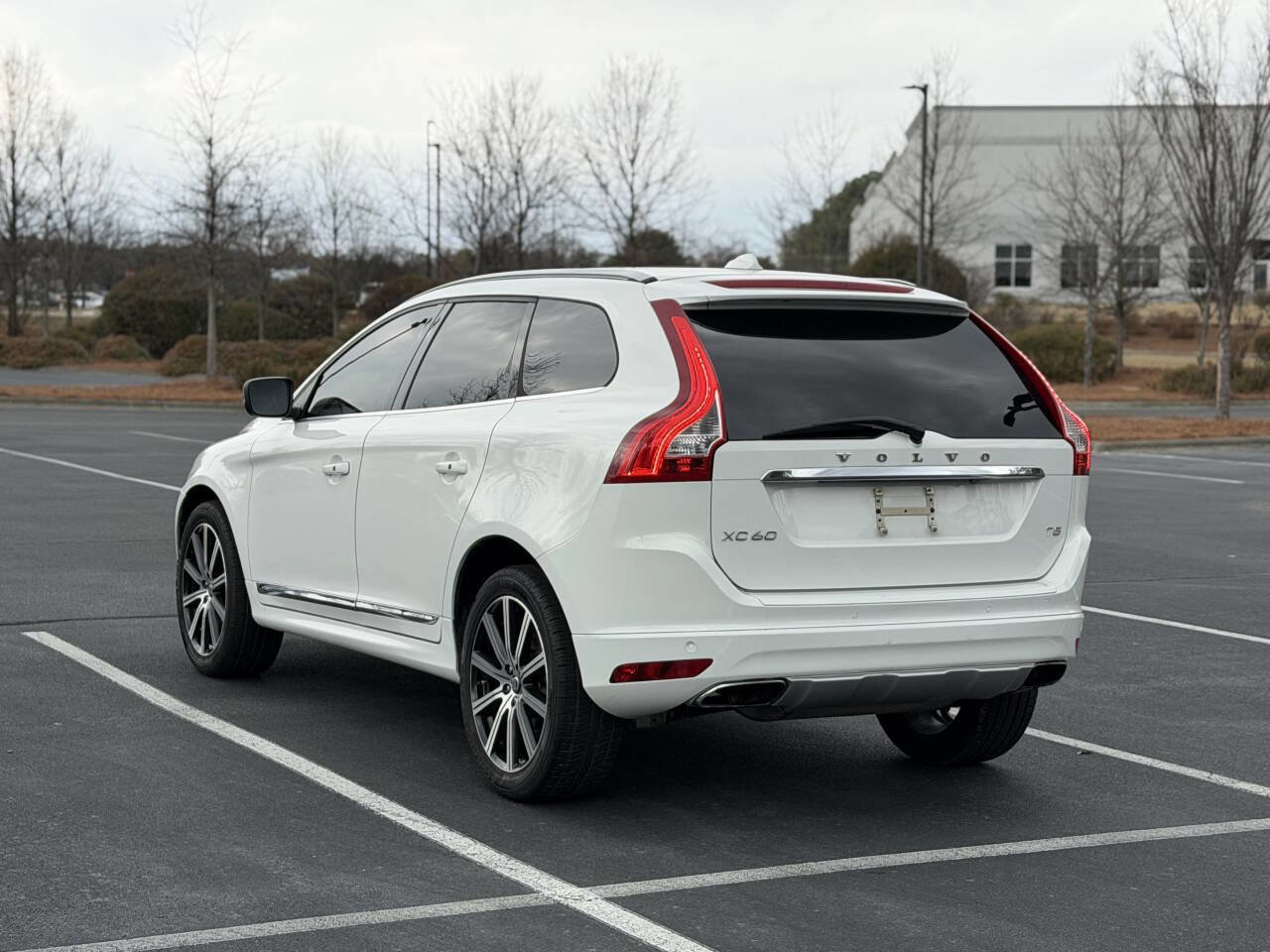 Used 2015 Volvo XC60 T5 Premier Plus FWD image 5