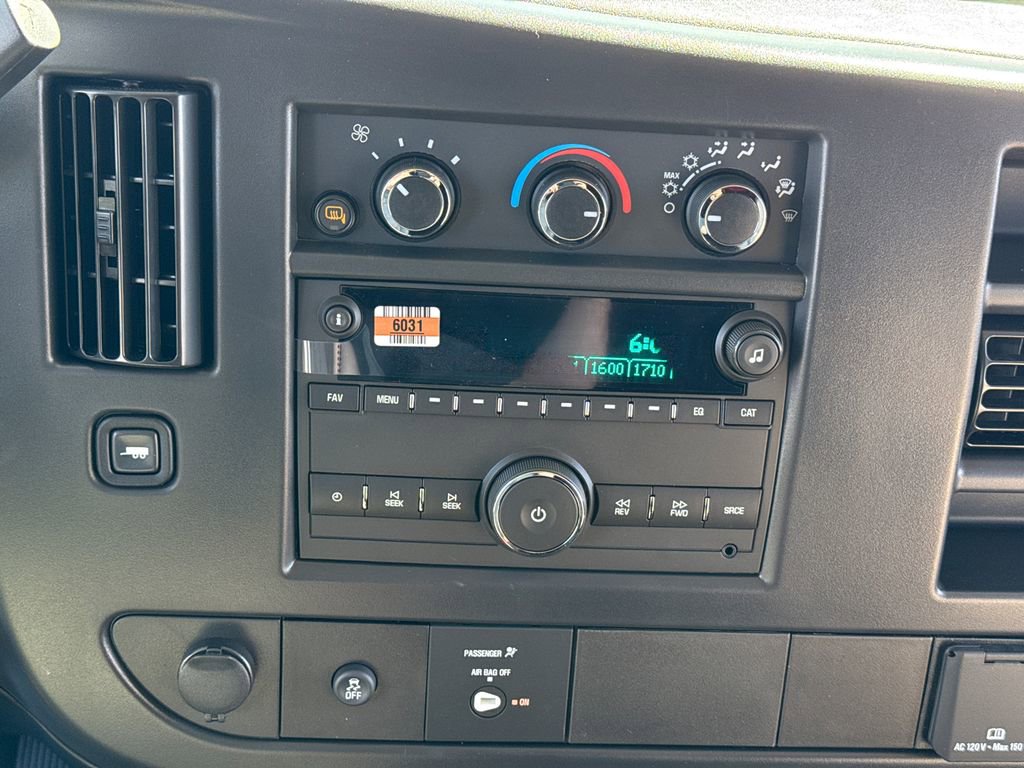 New 2026 GMC Savana 2500 image 17