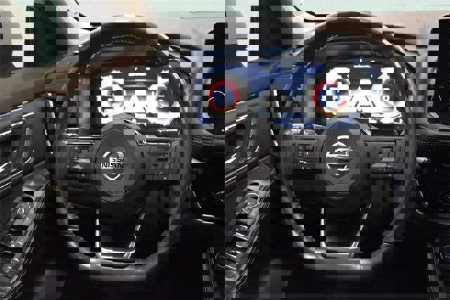 Used 2021 Nissan Rogue Platinum image 19