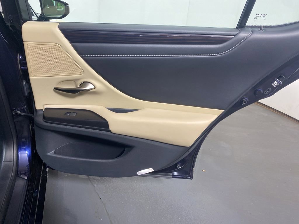 Certified 2020 Lexus ES 350 w/ Premium Package FWD image 29