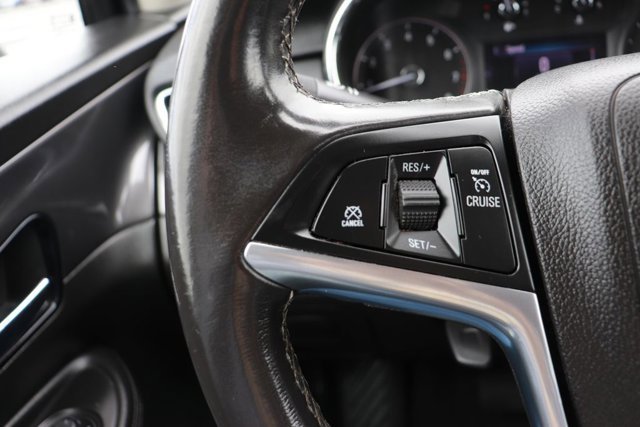 Used 2020 Buick Encore Preferred FWD image 18