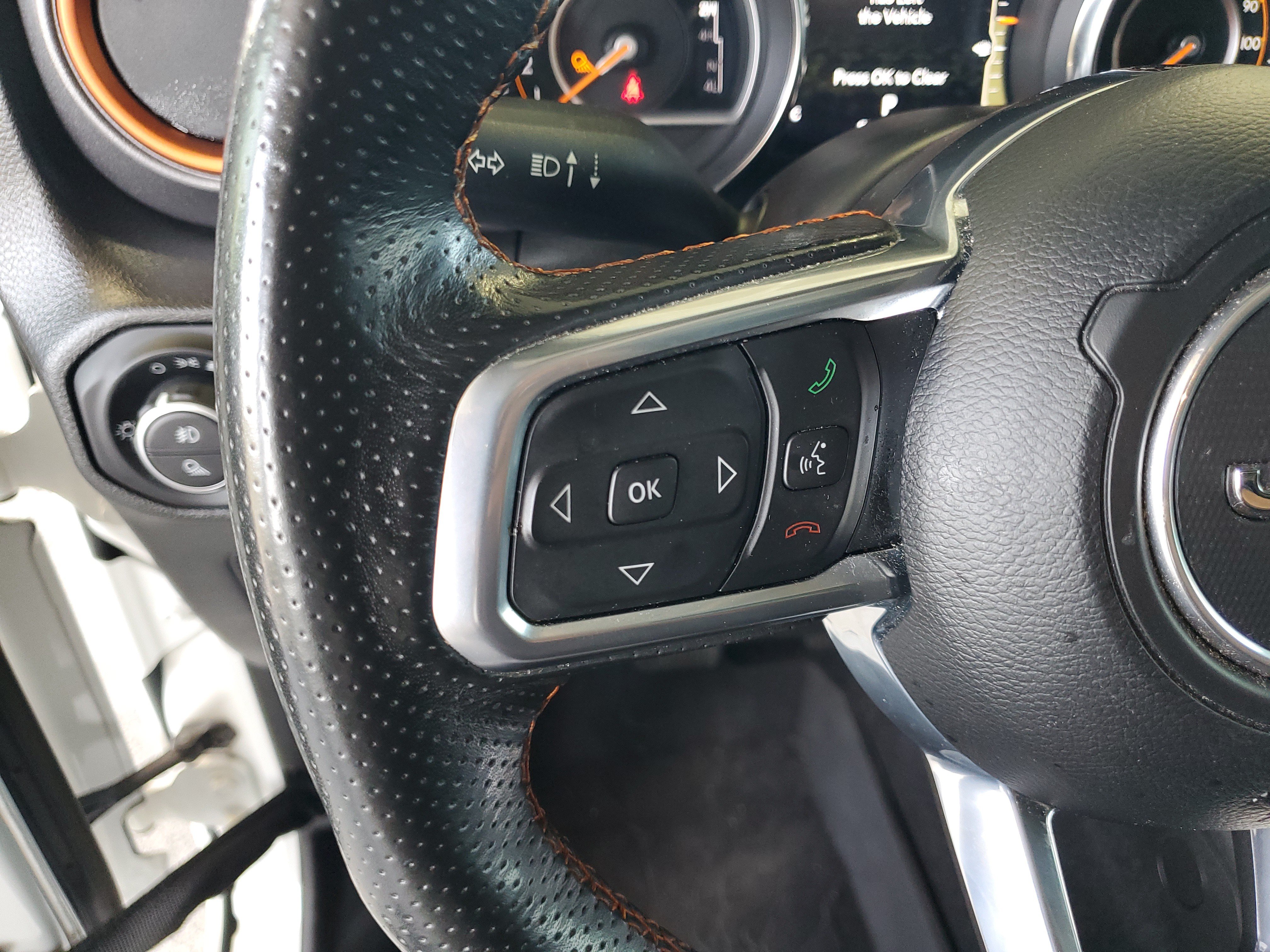 Used 2023 Jeep Gladiator Mojave w/ LED Lighting Group AWD/4WD image 23